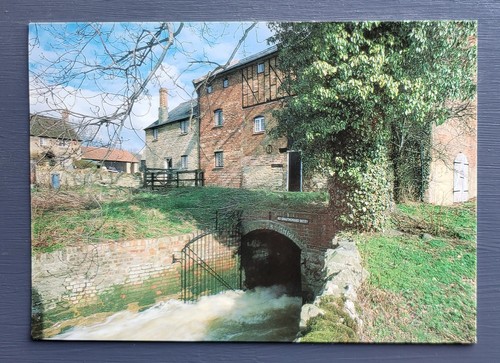 Vintage postcard used bromham - vintage,