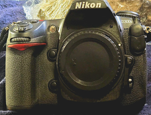 Nikon d300s 3mp digital - d, 12.3mp