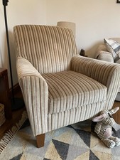 Comfortable Classic Chair From