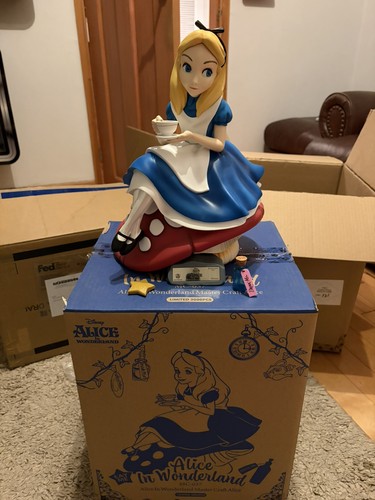 Disney alice wonderland - alice,