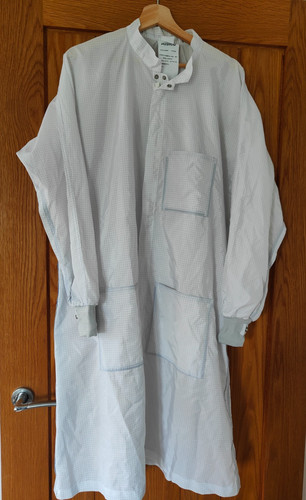 White lightweight lab coats - lab,