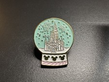 Cinderella Castle Snow Globe