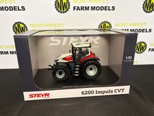 UNIVERSAL HOBBIES 6812 1:32