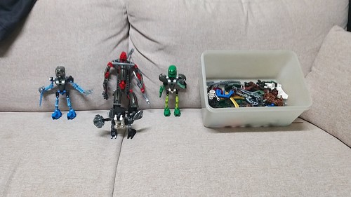 Lego bionicle figures - bionicle,