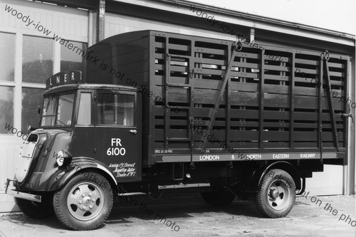 Cv889 lner lorry - -,