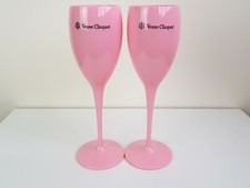 Veuve clicquot acrylic - 2x,