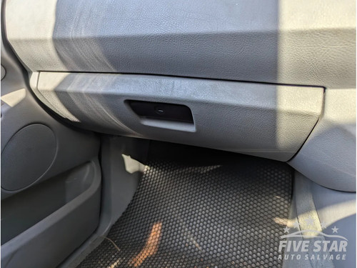 Bmw dashboard glove box - bmw,