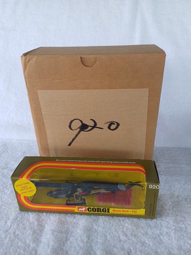 Corgi 920 bell army helicopter - 920,
