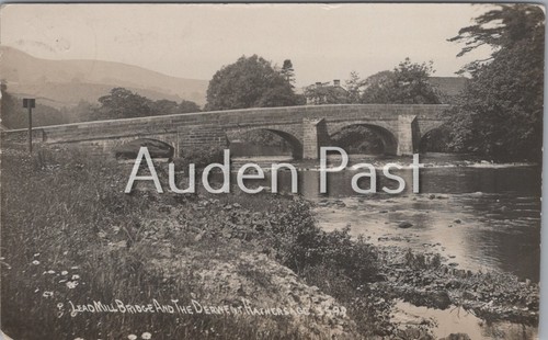 Vintage sneath real - real, photo