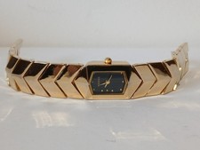 Ladies 18K gold plated C973 water resistant watch new battery