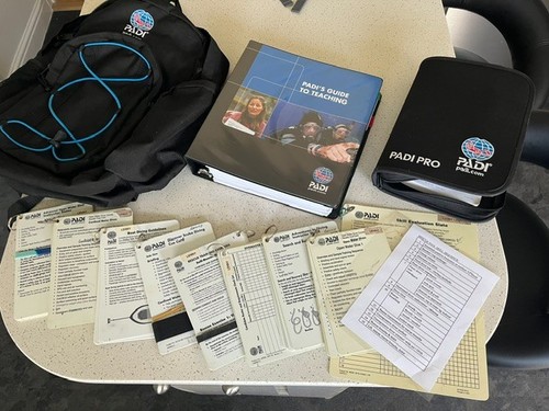 Padi instructor manual - instructor,