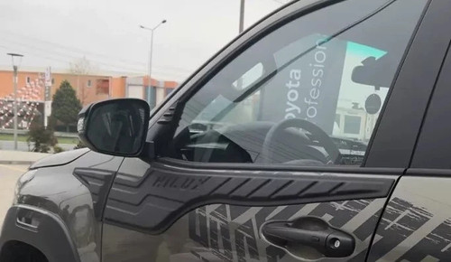 Fits toyota hilux 2015 side - 2015-23,