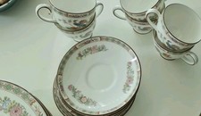  Wedgewood Kutani Crane dinner