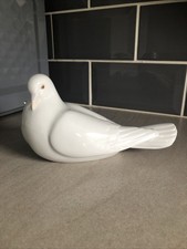 Vintage Lladro Nao Pigeon/Dove. 1983 Handmade In Spain. 7.25 inch Long. 4” Tall.