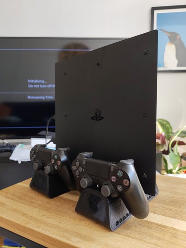 Sony playstation ps4 pro - sony, 4