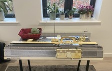 Brother Kh830 White Ribber Kr850 Knitting Machine with Accessories & Case