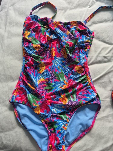 One piece swimsuit size - one,