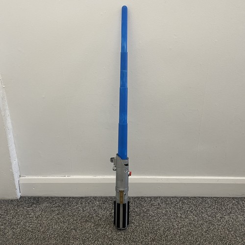 Star wars lightsaber flick out - star, flick-out