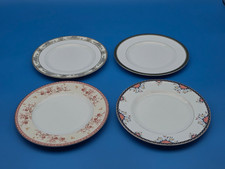 4 x Wedgwood 22.5 cm Plates -