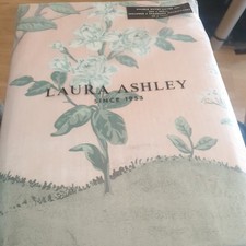 LAURA ASHLEY  Rose Eglantine