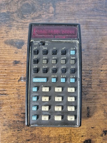 Scientific calculator - hp-35,