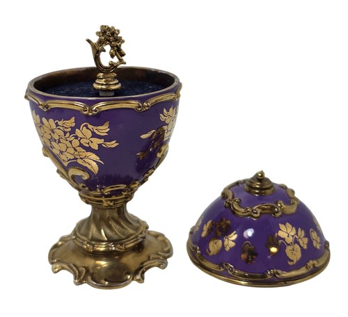 House fabergé musical - of,