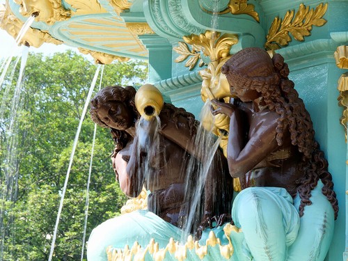 Photo 12x8 ross - photo, fountain