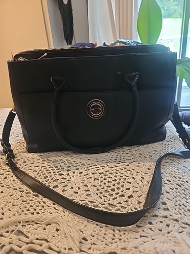 Oroton black large leather - black,