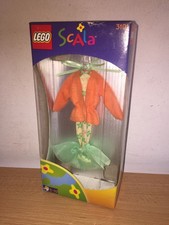 Lego Scale 3101 DRESS for Doll