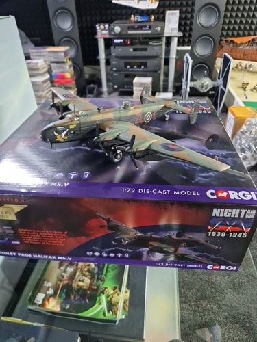 Corgi aviation archive aa38210 - corgi,