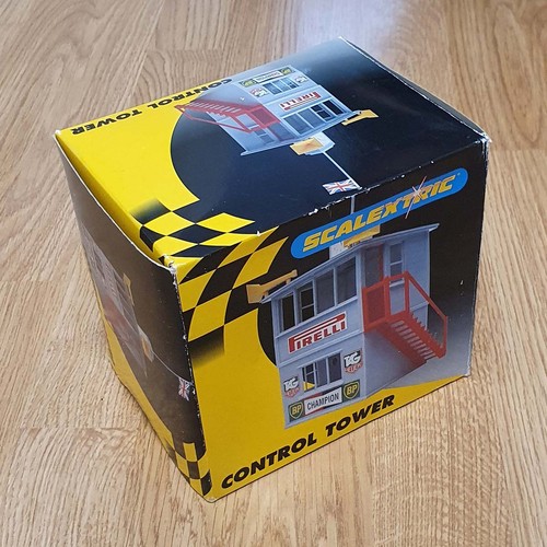 Scalextric c642 control tower - c642,