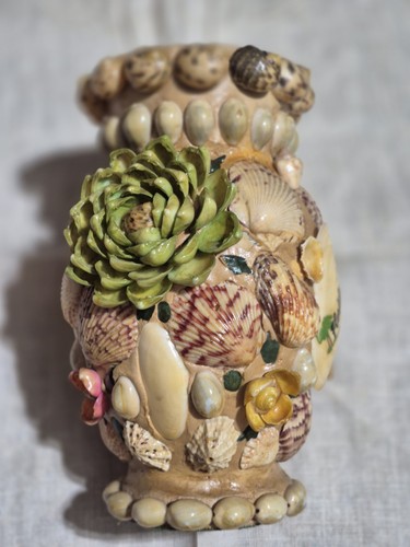 Vintage shell vase artichokes - vintage,