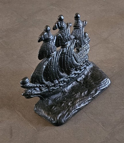 Cast iron bookend - iron, stop