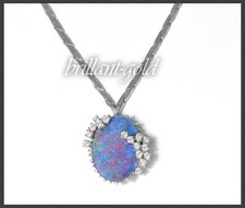 Necklace with 10.75ct Opal &