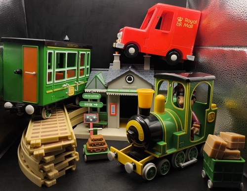Postman pat greendale - pat,