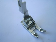 RARE ORIGINAL NECCHI LYDIA 542/544 MK2 AND MK3 SEWING MACHINE ZIG ZAG FOOT