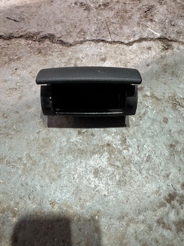 Audi rear console - a3, 8p
