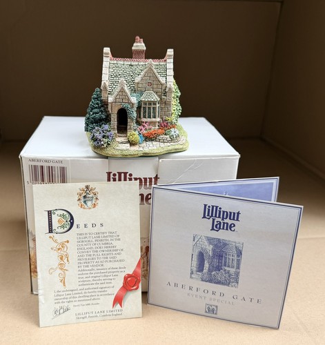 Lilliput lane aberford - aberford, gate