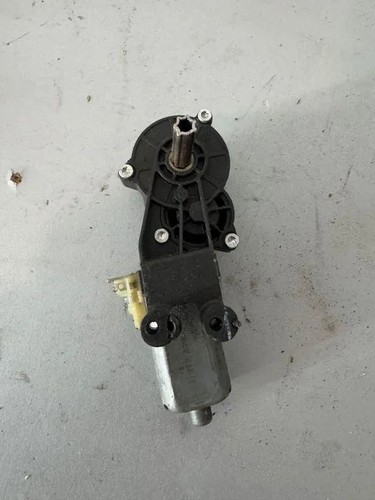 Chrysler 300c front left - chrysler,