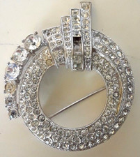 Vintage 1945 Art Deco Round