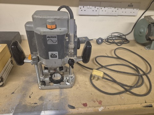 Elu router mof177 - type, 2