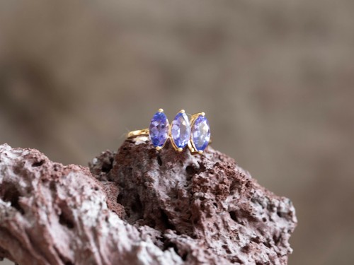 Aaa tanzanite gold - tanzanite, 9k