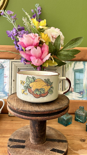 Vintage retro cream ceramic - vintage/retro,