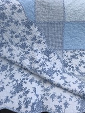 Beautiful Vintage Patchwork Quilted Double Bedspread 100% Cotton Reversible Blue