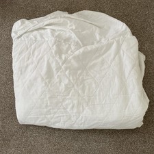 Shorty Single Mattress Protector Good Condition