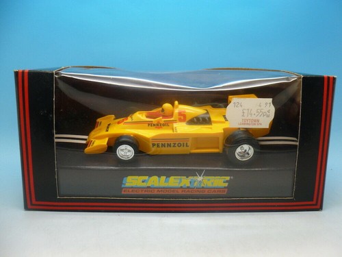 Scalextric c232 renault rs01 - c232,