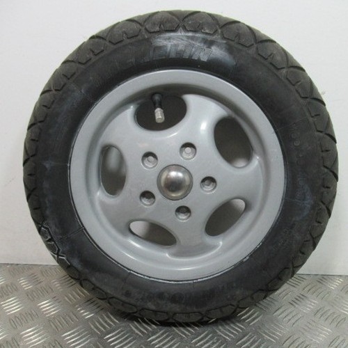 Front wheel for vespa - front,