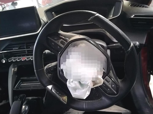 Steering wheel peugeot - steering, 208