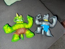 Heroes of Goo Jit Zu Dino Power Tritops Triceratops And Verapz Velociraptor