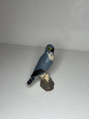 Peregrine falcon bird toy - peregrine,